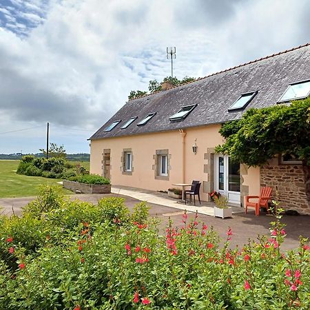 Au Calme A 10Mn Des Baies De Douarnenez Et Audierne Avec Cuisine A Disposition Mahalon 外观 照片
