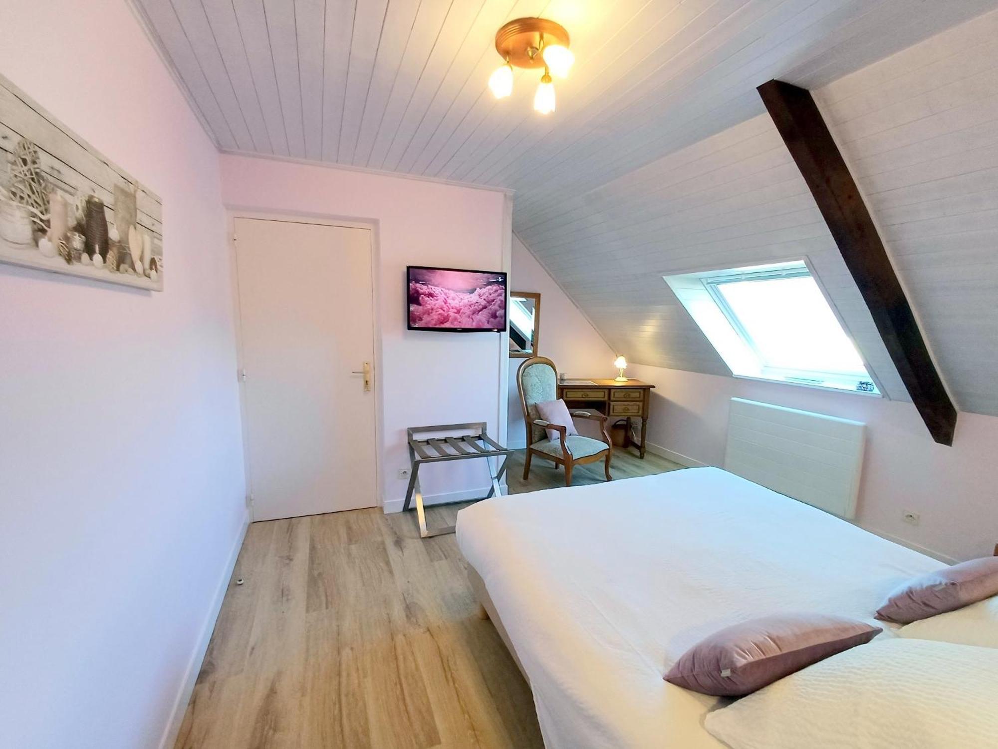 Au Calme A 10Mn Des Baies De Douarnenez Et Audierne Avec Cuisine A Disposition Mahalon 外观 照片
