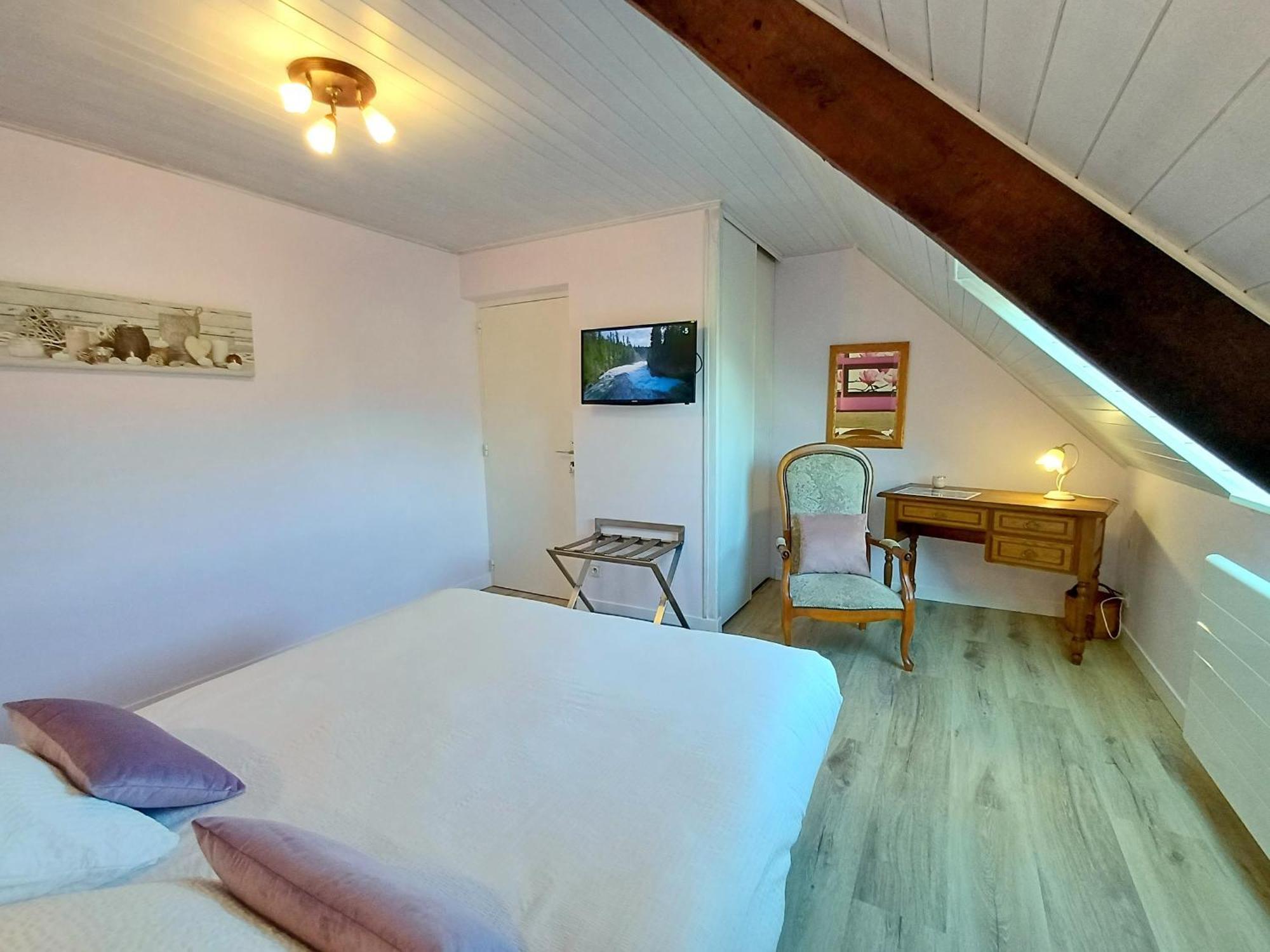 Au Calme A 10Mn Des Baies De Douarnenez Et Audierne Avec Cuisine A Disposition Mahalon 外观 照片