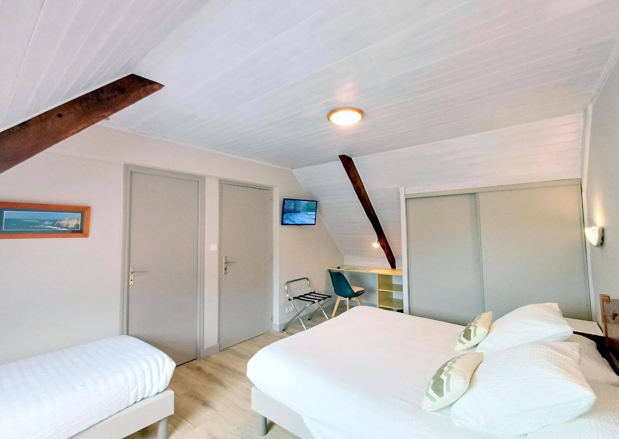 Au Calme A 10Mn Des Baies De Douarnenez Et Audierne Avec Cuisine A Disposition Mahalon 外观 照片