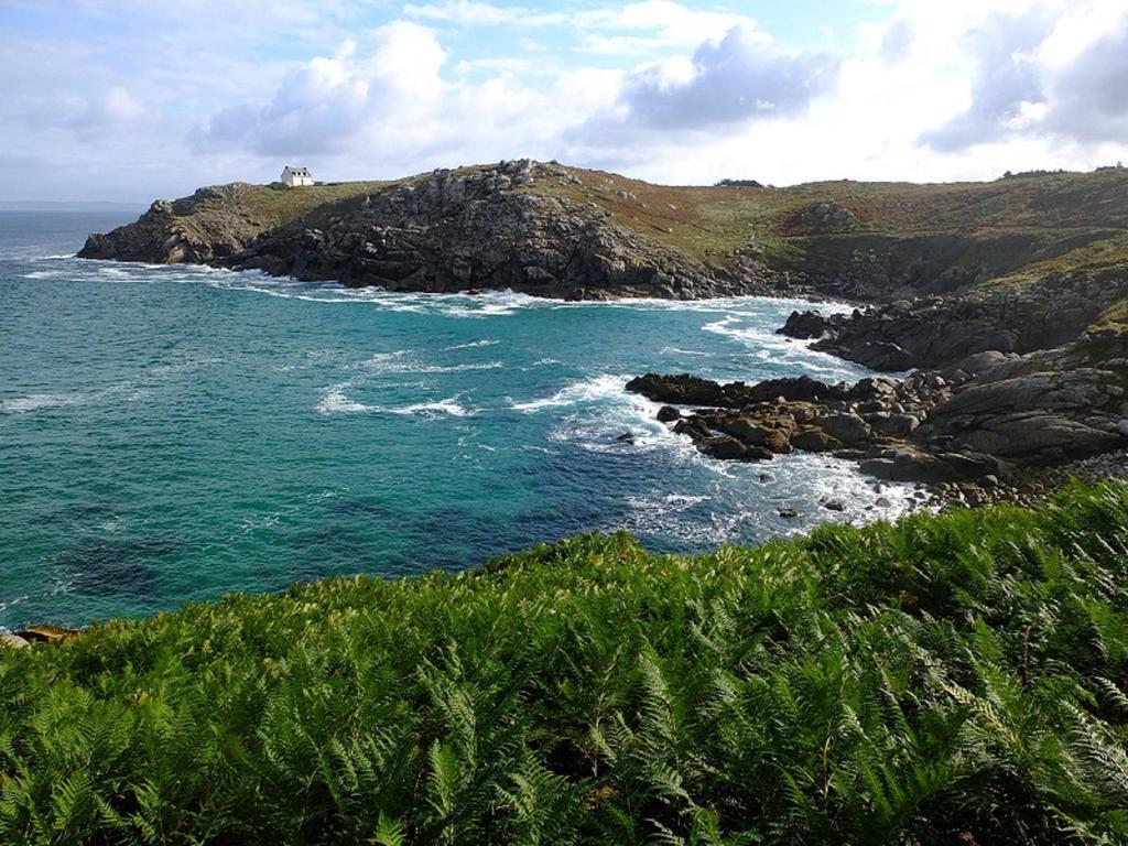 Au Calme A 10Mn Des Baies De Douarnenez Et Audierne Avec Cuisine A Disposition Mahalon 外观 照片